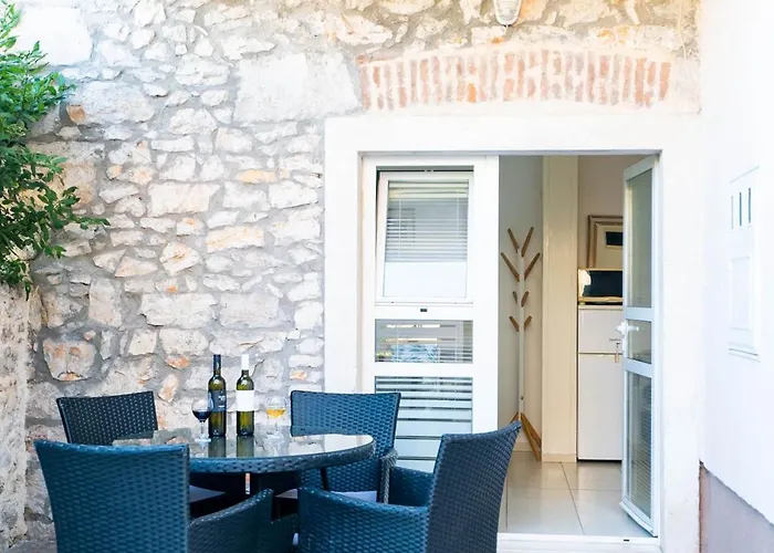 Nevenka شقة زادار